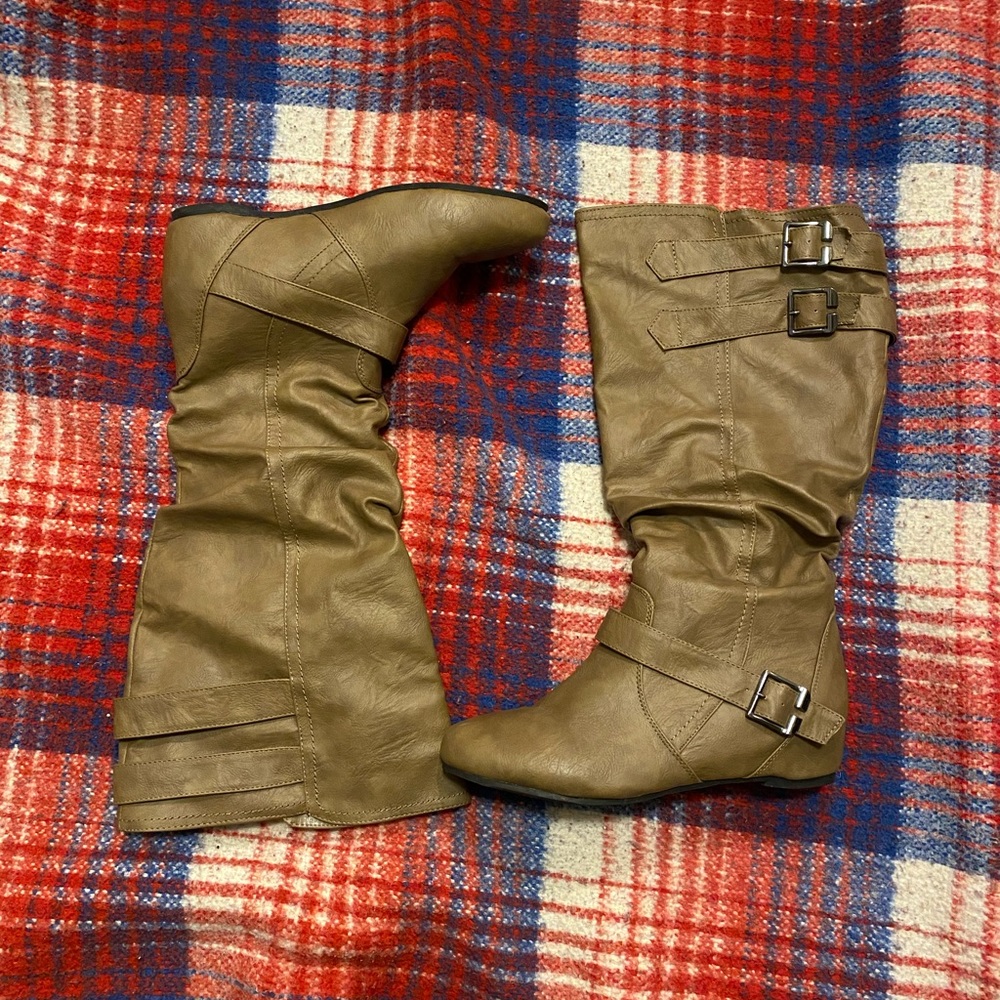 Journee Collection wide calf
